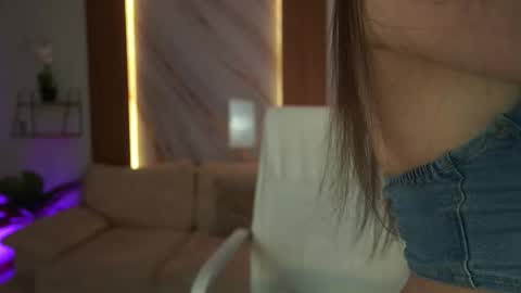 milacrave online show from 01-06-26, 01:15