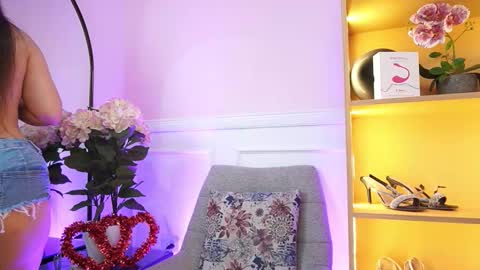 milacrave online show from 02-16-26, 11:39