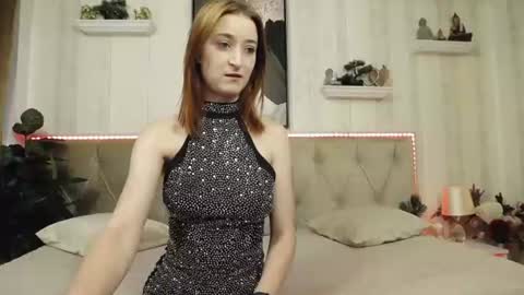 Mila online show from 06-20-26, 04:32