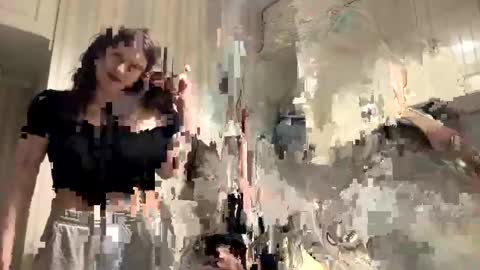 Mila online show from 04-01-26, 07:44