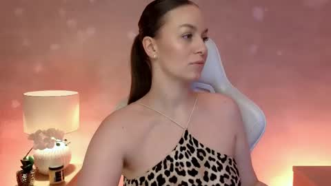 Mila Fleur online show from 07-18-26, 03:05