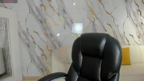 Mila  online show from 06-15-26, 07:16