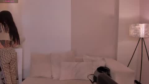 Mila  online show from 06-21-26, 06:10