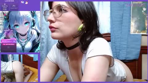 Mila-Lunala online show from 02-26-25, 05:09