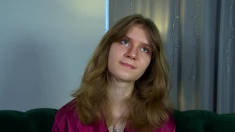 Mila online show from 04-11-26, 07:45