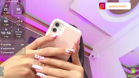 Snapshot of milan_delrey chatting on 12-04-24, 11:57 Sweet Milan online show from 12-04-24, 11:57