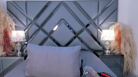 Snapshot of milan_lewiss chatting on 09-25-25, 06:44 milan_lewiss online show from 09-25-25, 06:44