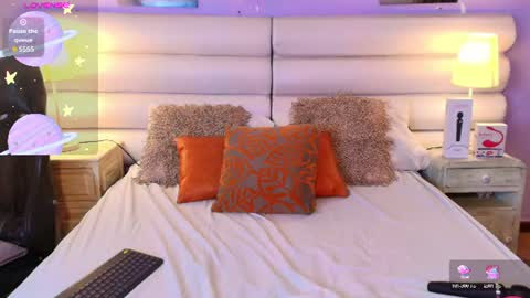 milan_sweetie online show from 06-18-26, 08:46