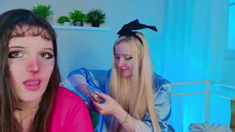 Snapshot of milana__key chatting on 12-14-25, 07:14 Milana online show from 12-14-25, 07:14