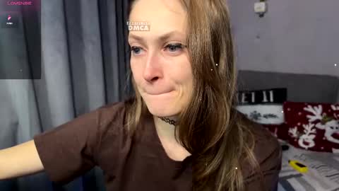 Snapshot of milana_sexwife chatting on 01-13-26, 12:21 Dan and Milana online show from 01-13-26, 12:21