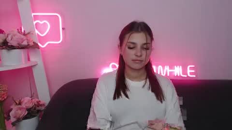 Snapshot of milanaangelas chatting on 01-10-25, 06:09 milanaangelas online show from 01-10-25, 06:09