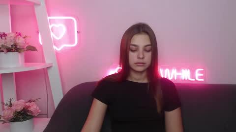 Snapshot of milanaangelas chatting on 02-02-25, 11:08 milanaangelas online show from 02-02-25, 11:08