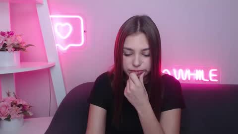 Snapshot of milanaangelas chatting on 02-18-25, 06:15 milanaangelas online show from 02-18-25, 06:15
