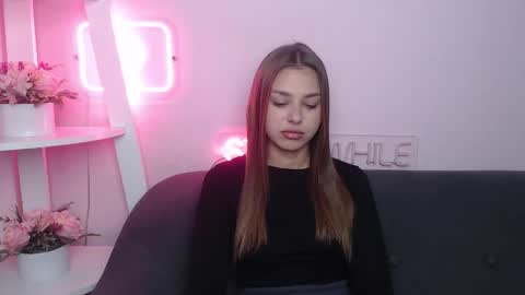 Snapshot of milanaangelas chatting on 10-04-25, 05:05 milanaangelas online show from 10-04-25, 05:05