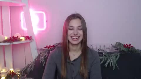 Snapshot of milanaangelas chatting on 12-21-25, 05:36 milanaangelas online show from 12-21-25, 05:36