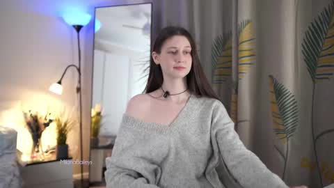 Snapshot of milanabaileys chatting on 02-28-25, 07:25 Milana   online show from 02-28-25, 07:25