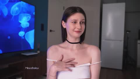 Snapshot of milanabaileys chatting on 09-30-25, 01:16 Milana   online show from 09-30-25, 01:16