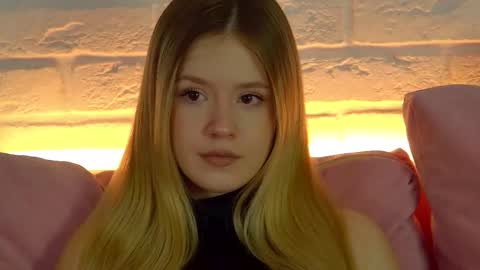 MilanaBalmain online show from 12-01-25, 04:39