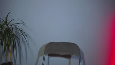 Snapshot of milanabrittt chatting on 06-27-26, 10:37 Milana online show from 06-27-26, 10:37