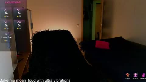 Lana online show from 03-11-25, 09:26