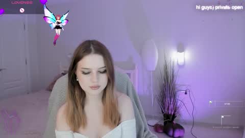 milanamoons online show from 11-02-25, 09:55