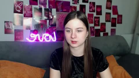 milanaroz online show from 11-27-25, 05:53