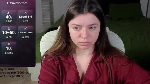 Snapshot of milania_hot_foxy chatting on 03-23-26, 07:29 Mila online show from 03-23-26, 07:29