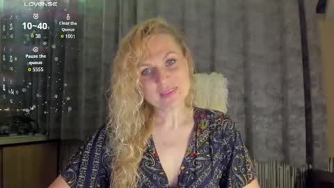 Snapshot of milanna_x chatting on 05-14-26, 10:38 milanna_x online show from 05-14-26, 10:38