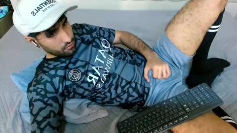 milanzaire online show from 12-15-25, 11:42