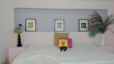 Mila Rose online show from 01-04-25, 11:11