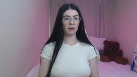 milasecretsss online show from 04-30-26, 11:49