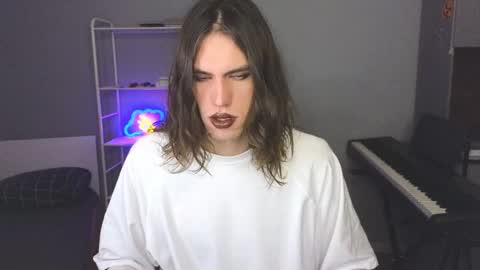 Mila online show from 12-26-24, 10:05