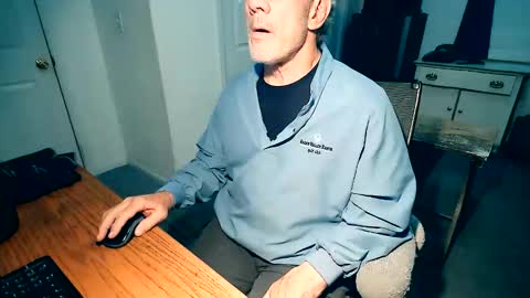 Milehi1958 online show from 05-10-26, 03:12