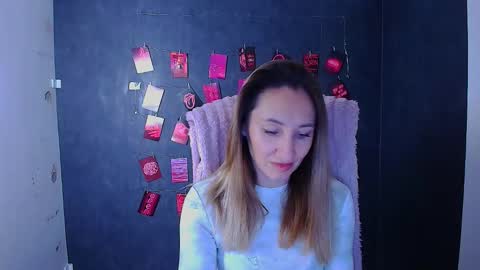 Snapshot of milena_sunny_ chatting on 01-14-26, 06:41 Milena online show from 01-14-26, 06:41