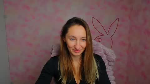 Snapshot of milena_sunny_ chatting on 02-26-26, 06:23 Milena online show from 02-26-26, 06:23