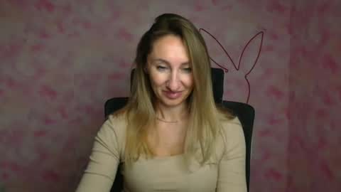 Milena online show from 04-15-26, 05:58