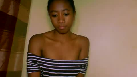 Snapshot of milennah chatting on 06-14-26, 10:56 milennah online show from 06-14-26, 10:56