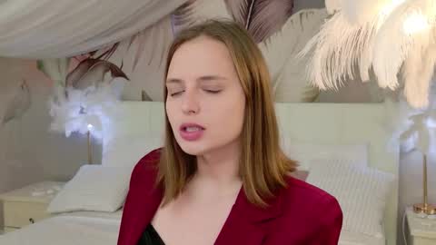 mileylovelyx online show from 11-20-25, 09:58