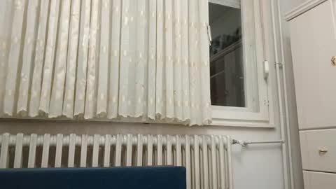 Snapshot of milf44milf chatting on 12-14-25, 02:28 milf44milf online show from 12-14-25, 02:28