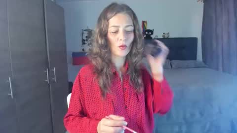 Victoria  online show from 03-13-26, 10:49