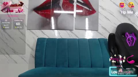 Snapshot of milf_loven chatting on 03-01-25, 01:22 Milf Loven online show from 03-01-25, 01:22