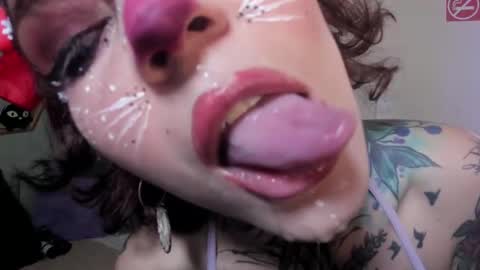 Isabella online show from 12-27-24, 12:45