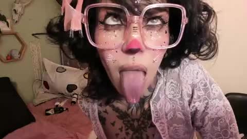 Snapshot of milf_onlyseduction chatting on 04-29-26, 05:30 Isabella online show from 04-29-26, 05:30