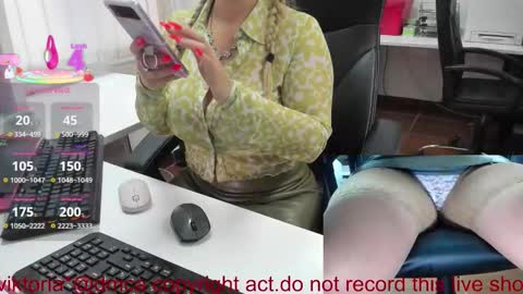 Viktoria online show from 11-29-25, 11:24