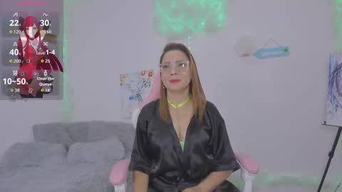 Aura  online show from 10-10-25, 02:32