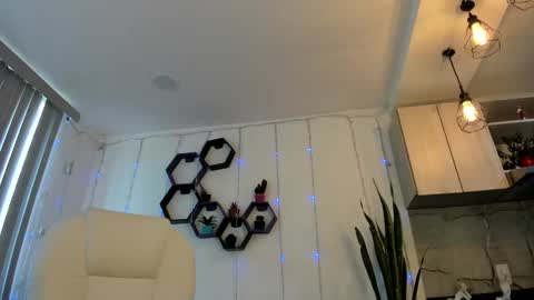 Snapshot of milfashley chatting on 01-02-25, 01:19 ASHLEY online show from 01-02-25, 01:19