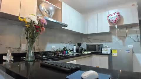 Snapshot of milfashley chatting on 02-19-25, 01:39 ASHLEY online show from 02-19-25, 01:39