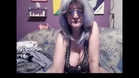 Snapshot of milfchantal chatting on 02-23-25, 05:45 Milfchantal online show from 02-23-25, 05:45