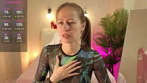 Snapshot of milfcruze chatting on 10-04-25, 02:09 milfcruze online show from 10-04-25, 02:09