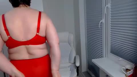 MilfScarlette online show from 04-21-26, 05:17